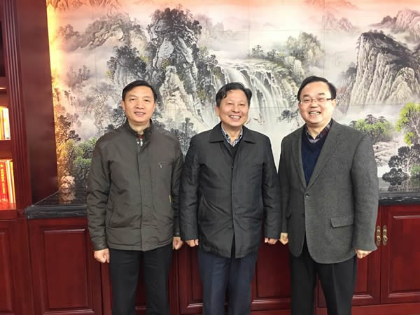 湖北省侨联副主席舒正荣、省侨联经科部部长欧梁锋、副部长黎志勇一行调研我司